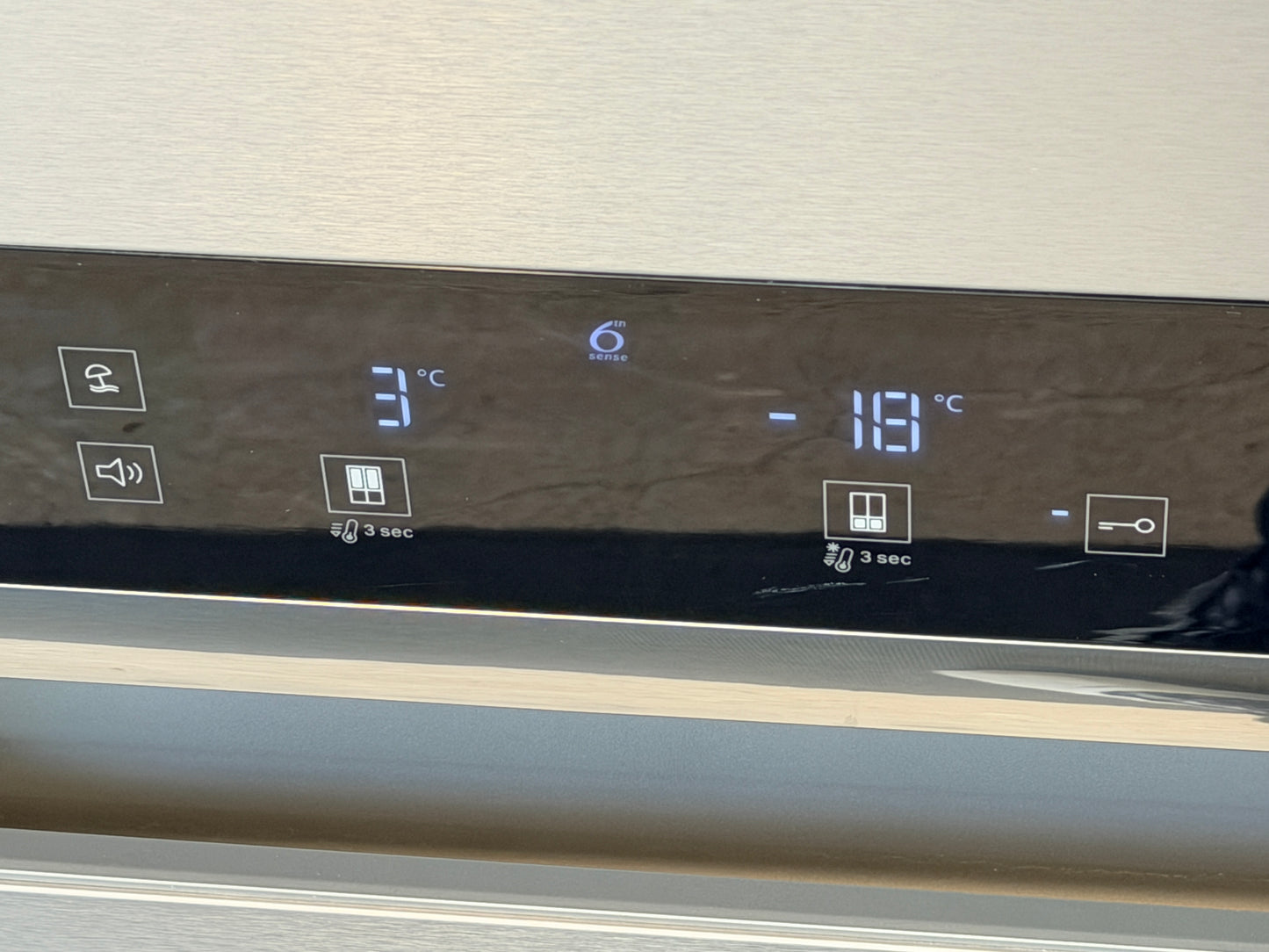 Whirlpool KylskÄp side by side 2023