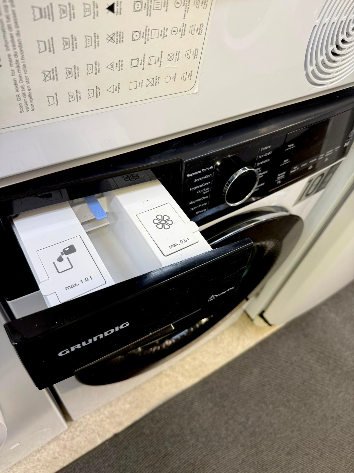 đ Grundig TvĂ€ttmaskin 10 kg med AutoDose (iDos) â Modell GWP810616WW đ