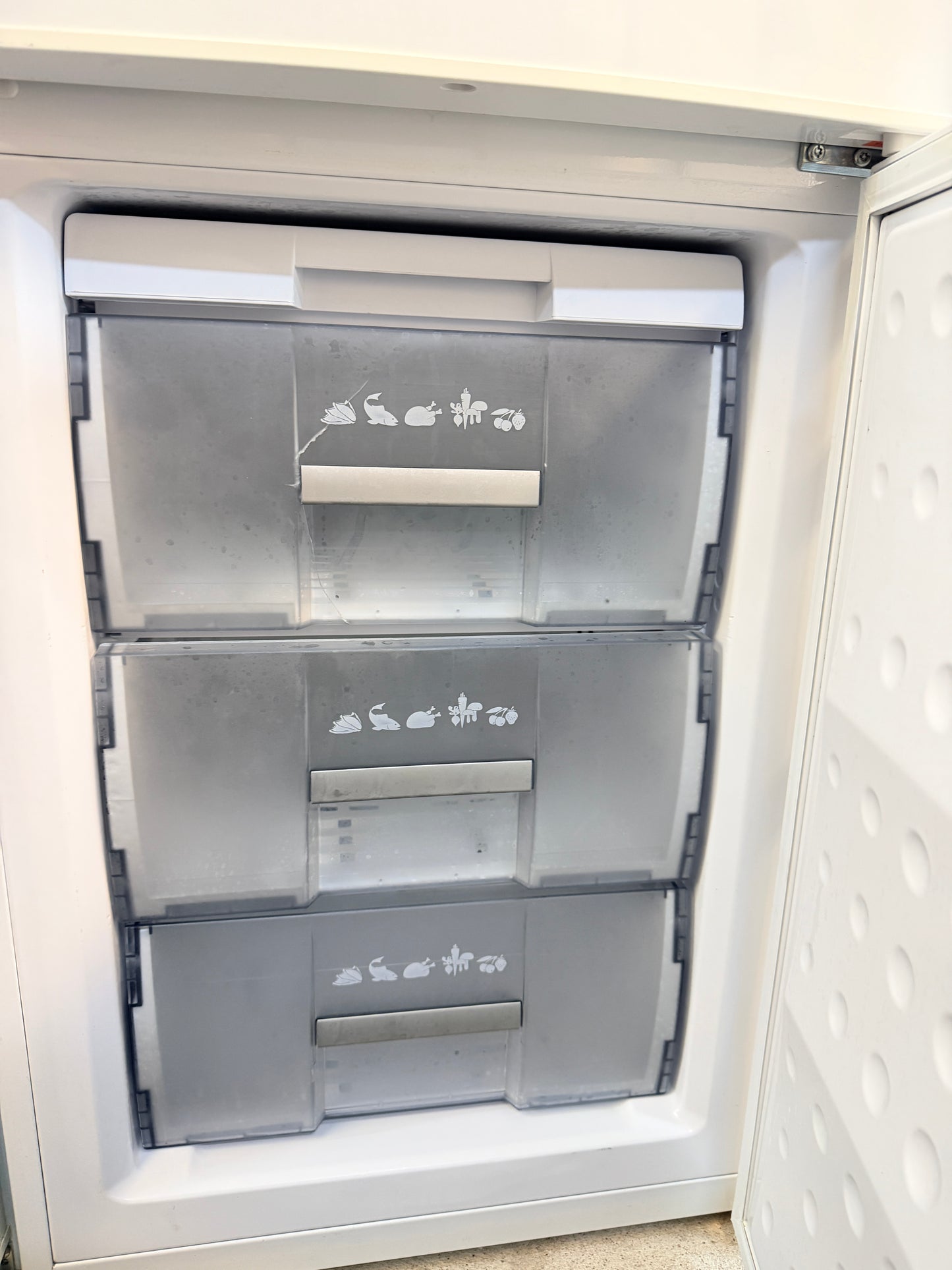 ❄️ Blomberg kyl/frys – smal modell, endast 54 cm bred! ❄️