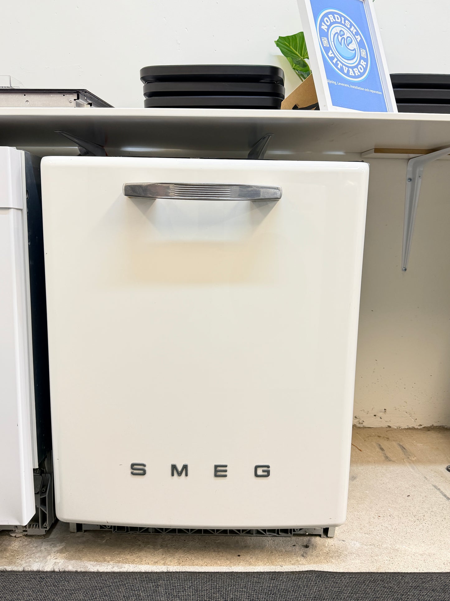 Smeg inbyggd diskmaskin Vit