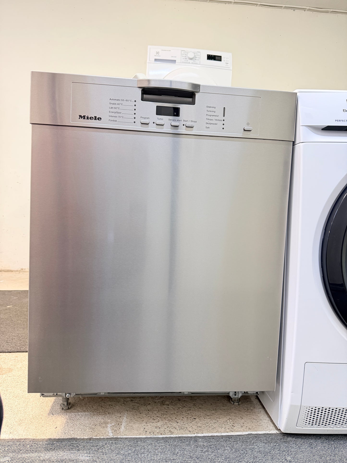 🍽️ Miele G 1143 SCU diskmaskin – tysk kvalitet! 🇩🇪
