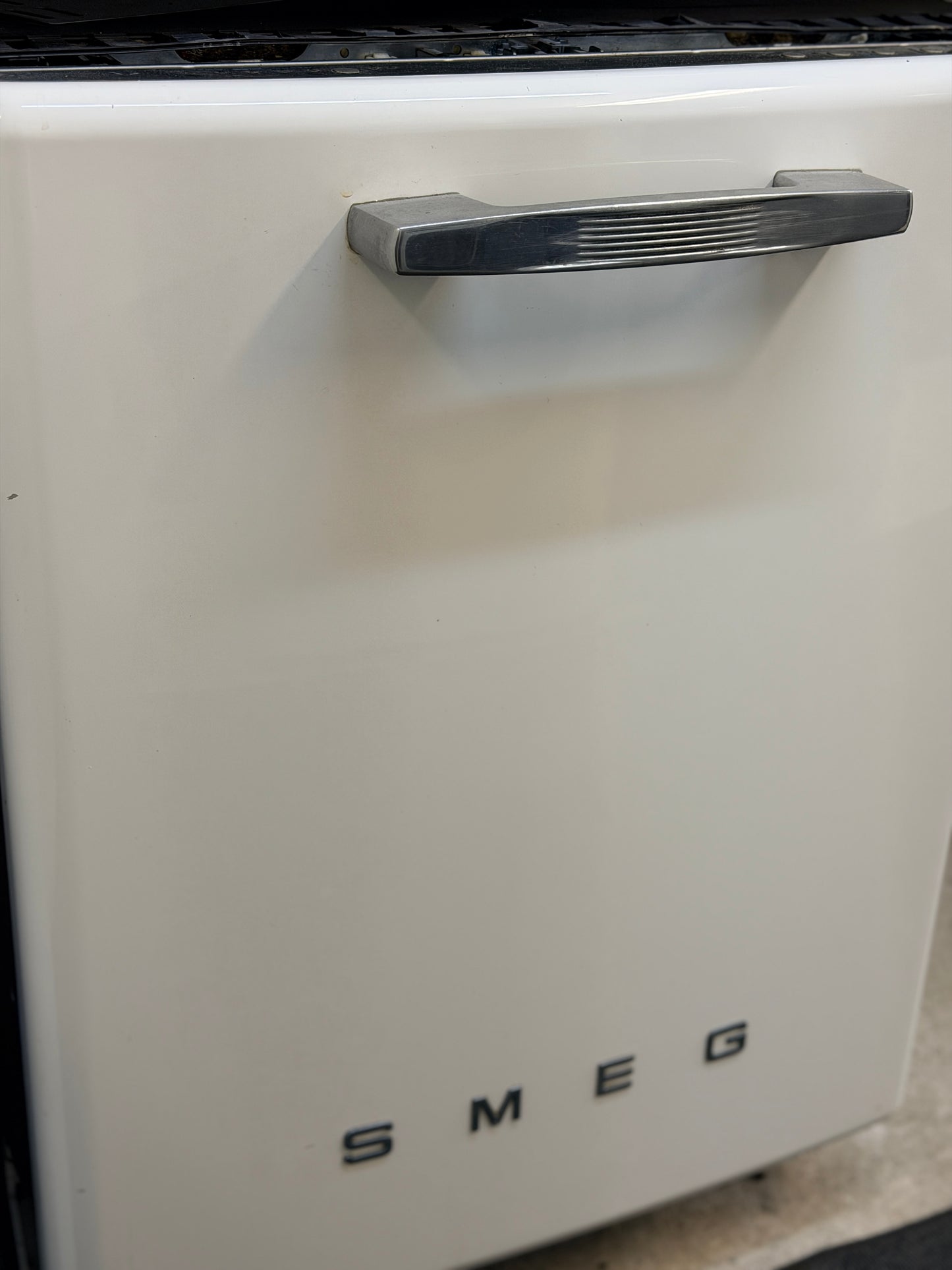 Smeg inbyggd diskmaskin Vit