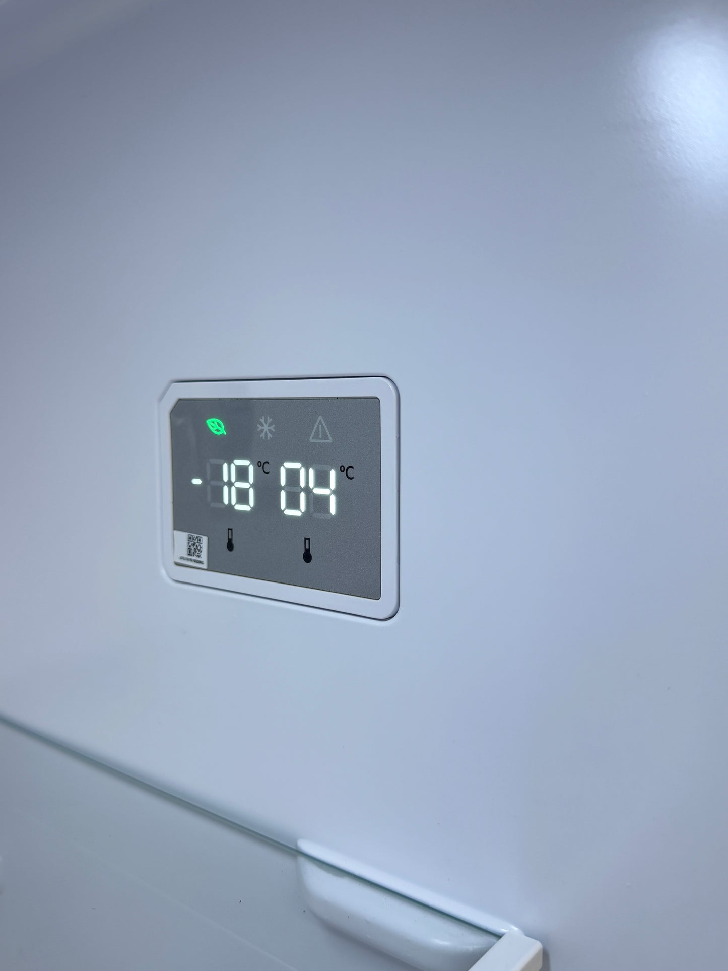 Electrolux LNB3AF26W0 – Rymlig kyl/frys med LowFrost