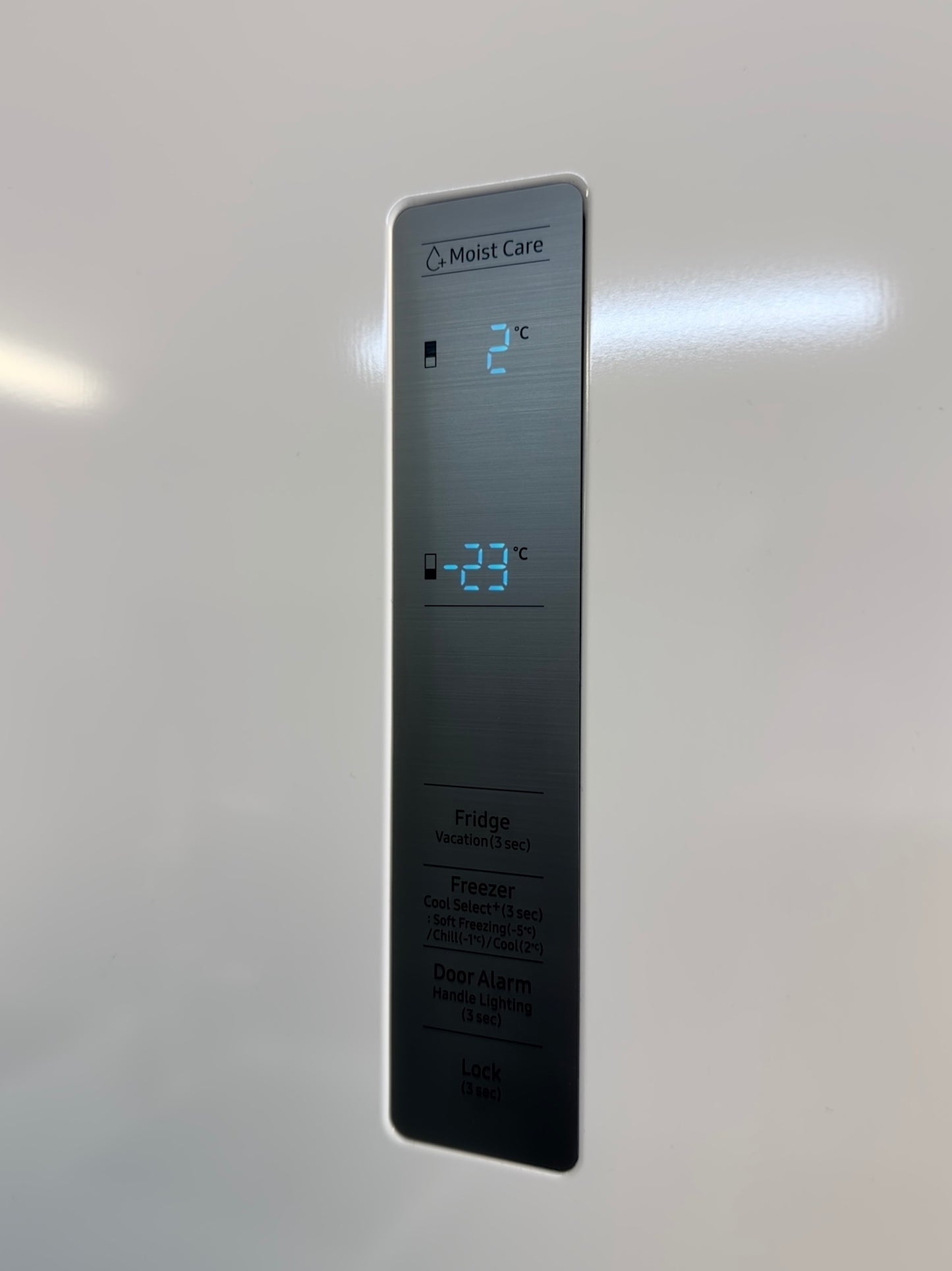 ❄️ RYMLIG SAMSUNG KYL/FRYS – 406 LITER ❄️