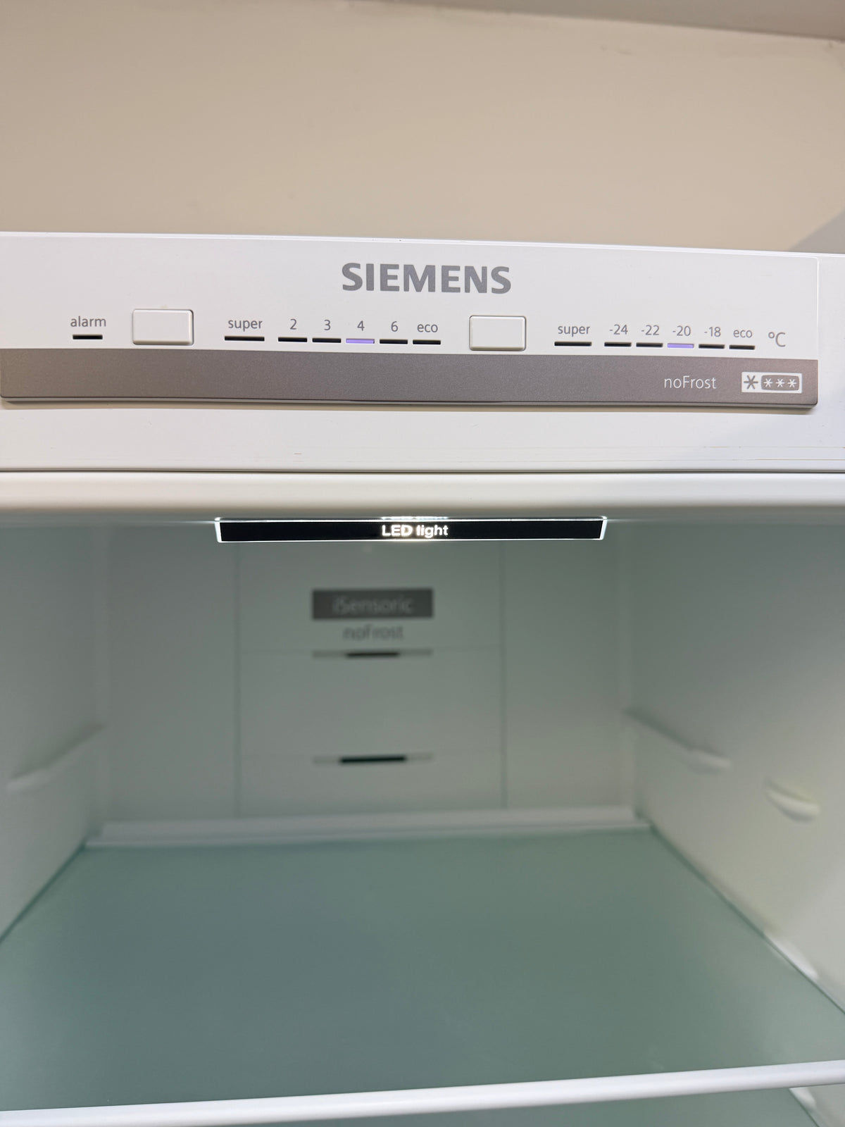 Siemens kyl/frys – rostfri – 307 liter