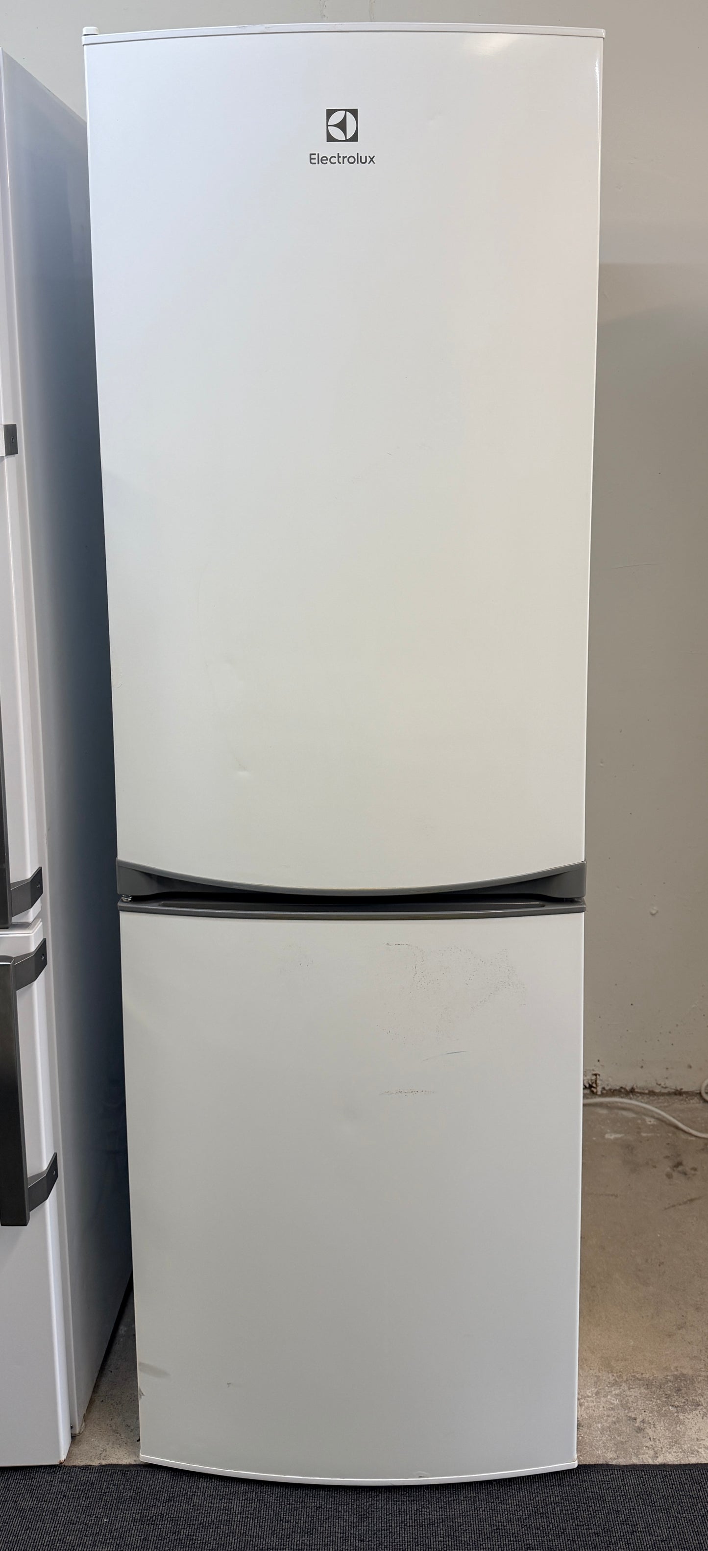 ❄️ Rymlig Electrolux kyl/frys med ColdSense och LowFrost!