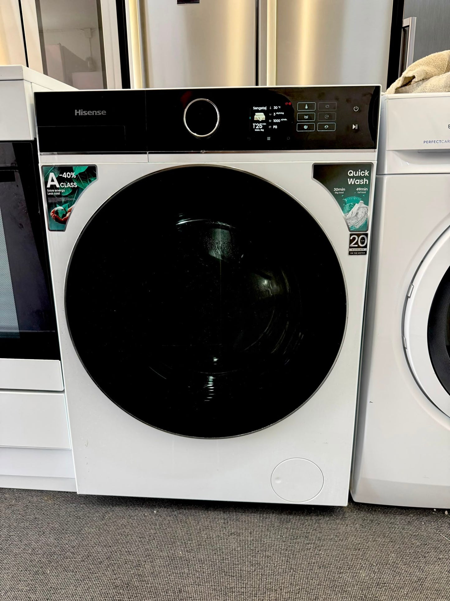 Hisense WF5I1045BWQ – 10,5 kg | Auto Dose | Energiklass A årsmodell 2025⭐