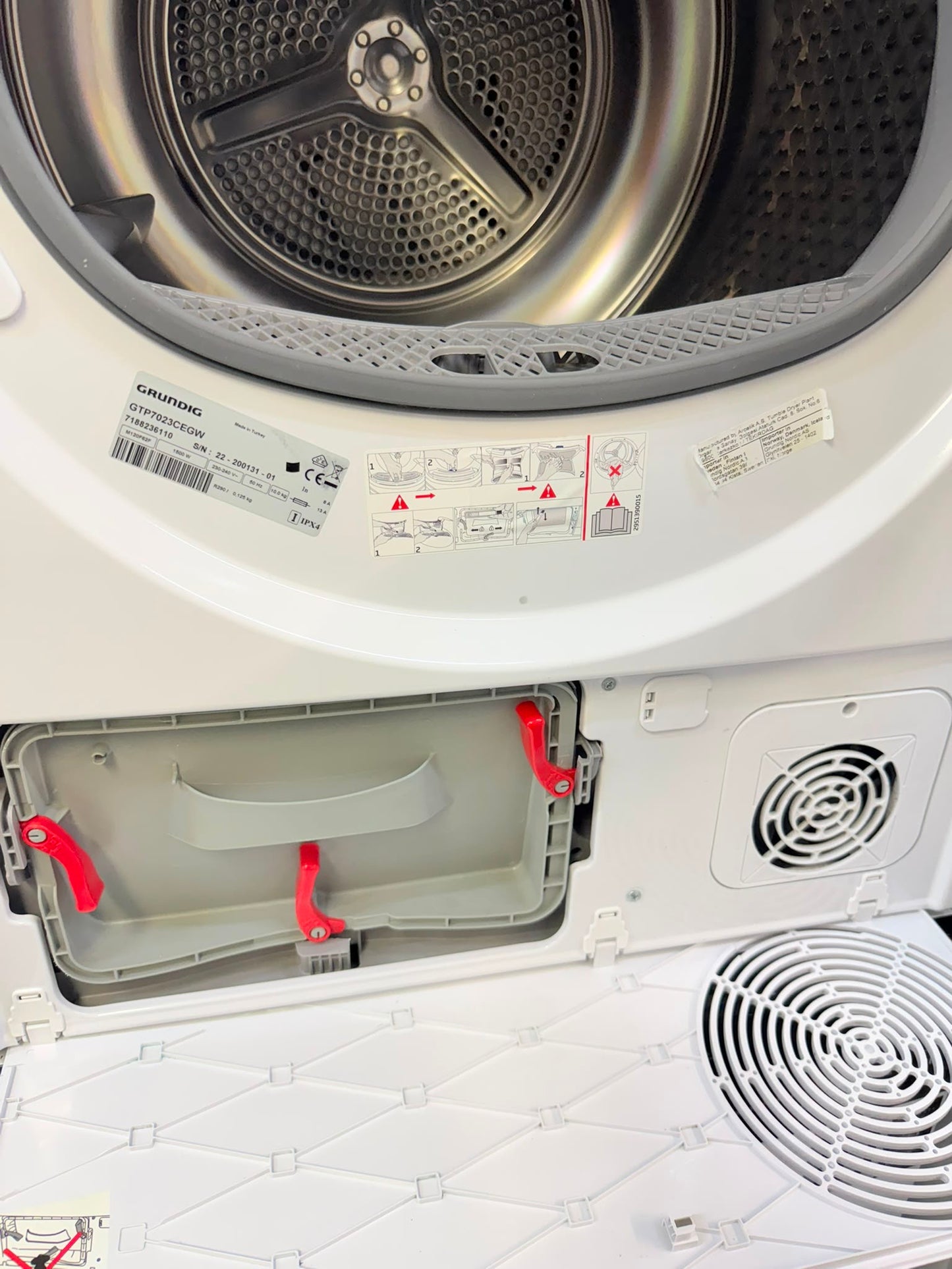 🌟 Grundig Värmepumpstorktumlare 10 kg – Modell GTP7023CEGW 🌟